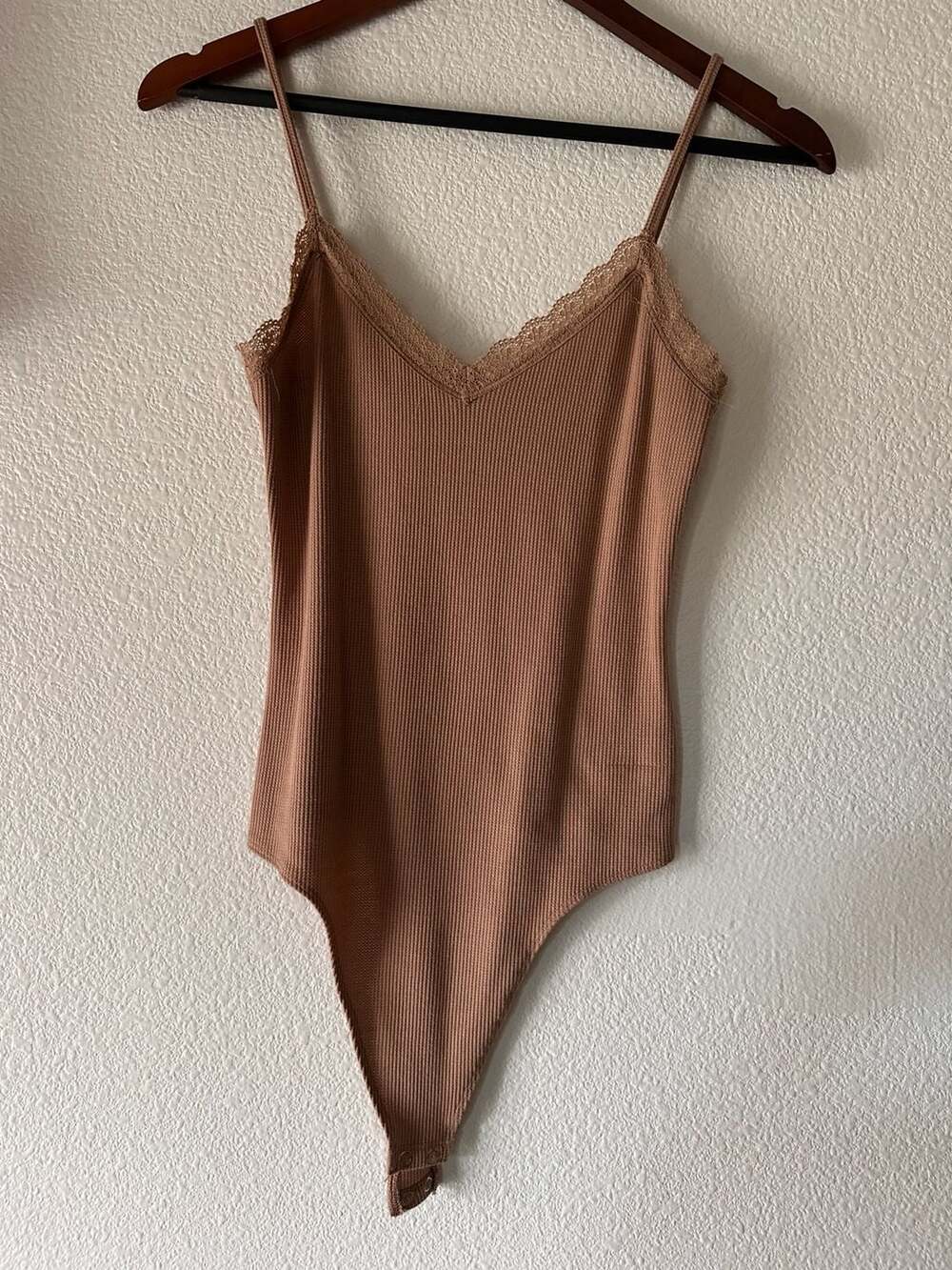 American Eagle Ribbed Lace Trim Bodysuit Size M Brown